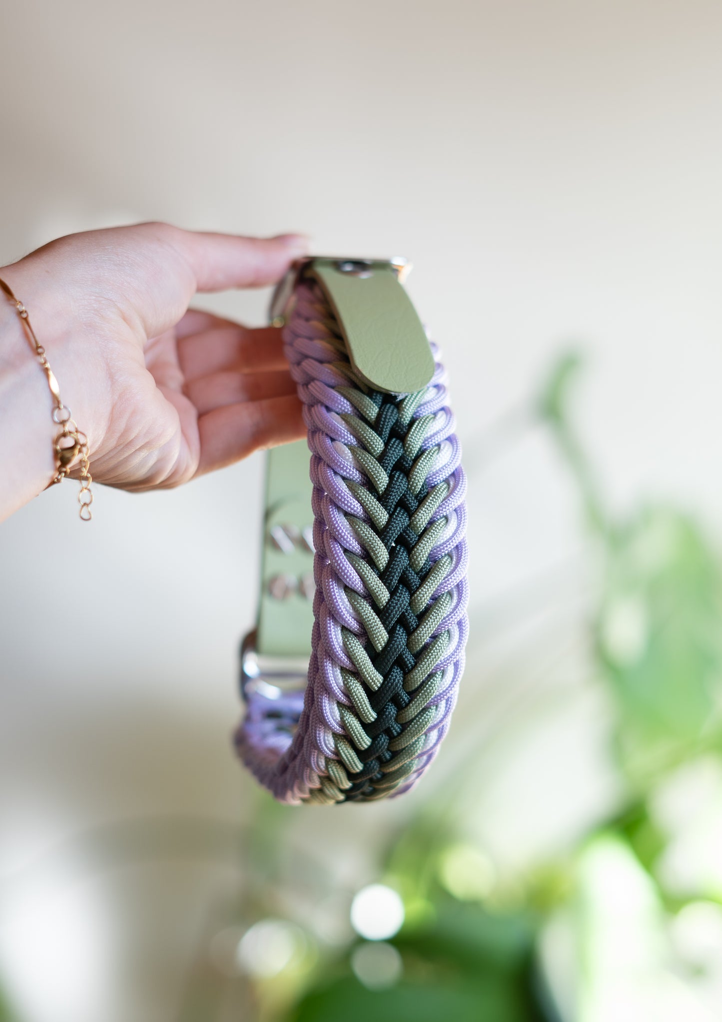 Tressage paracorde vert et lilas, solide et esthétique, produit artisanal fait main en France en Saône-et-Loire