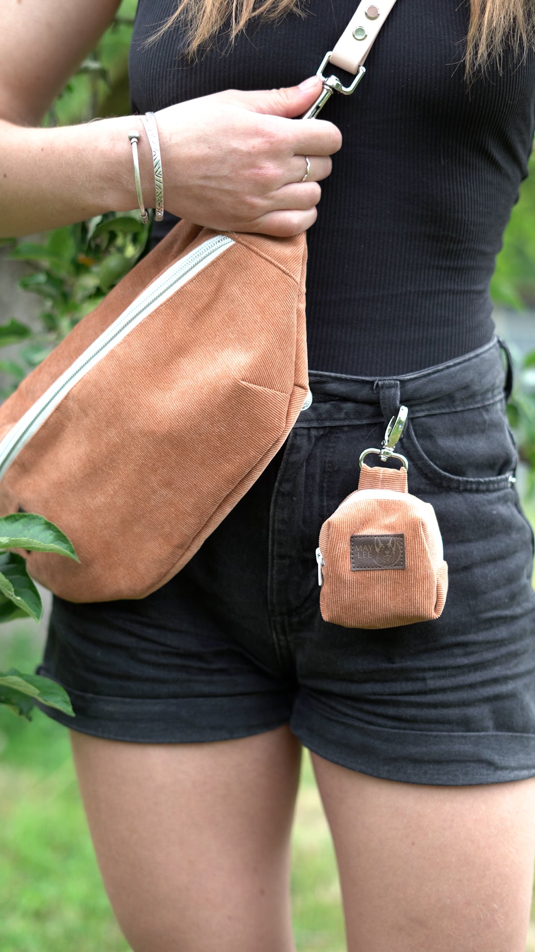 Le Sac Banane Premium Sur-Mesure & sa Pochette à Friandises Détachable